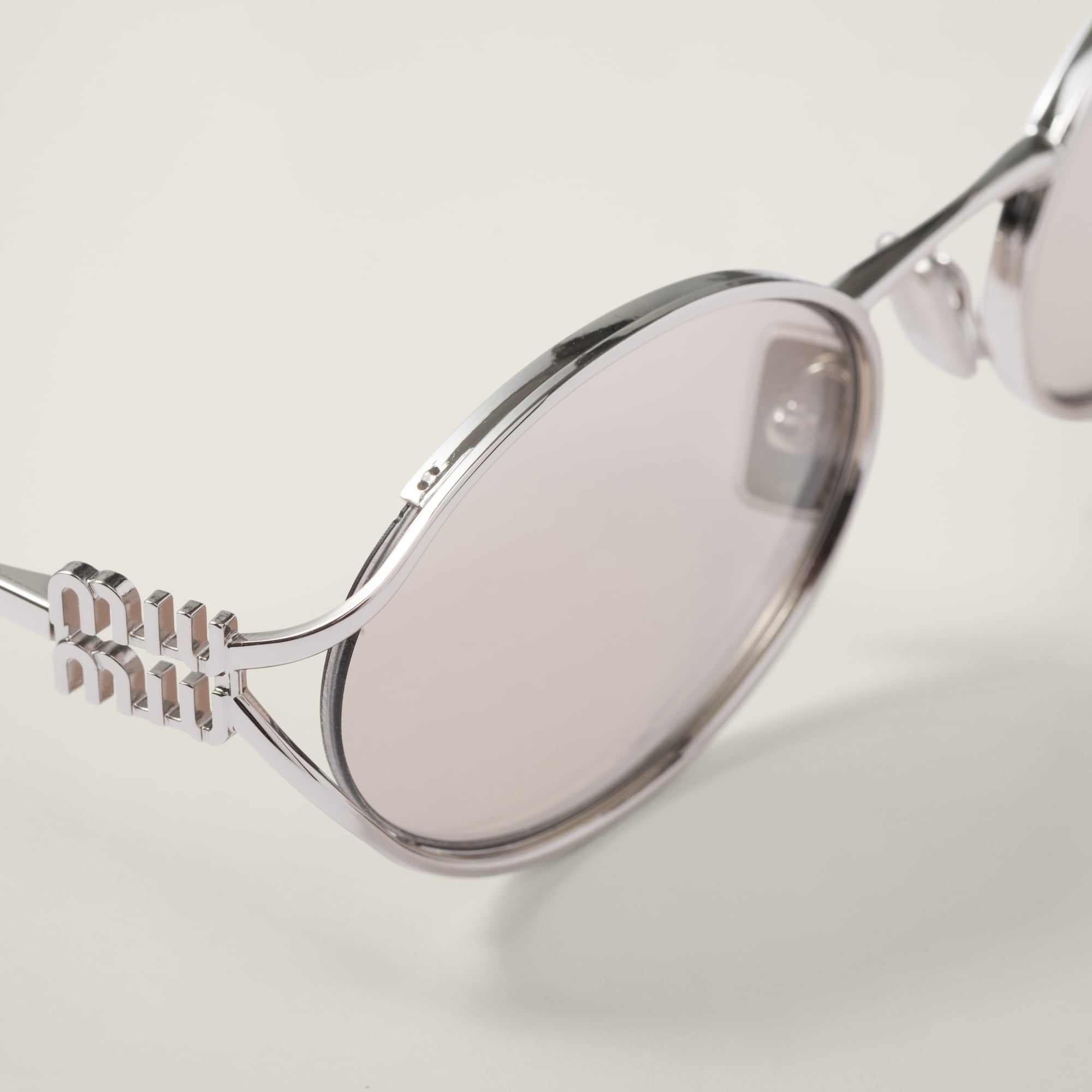 Miu Miu Logo sunglasses - Image 3